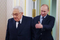 Putinin dostu Henri Kissincerin Davosdan verdiyi mesaj... - Qərb Rusiyanı məğlubiyyətdən qurtarır?