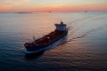 “Bloomberg”: Rusiya neftini daşıyan və başqa gəmilərə yükləyən tankerlər radardan itir