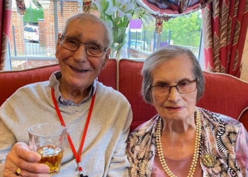 100 yaşlı cütlük uzun illik evliliklərinin sirlərini açıqladı - Foto