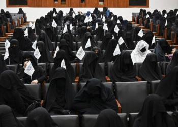 Taliban əfqan qadınlara universitet təhsilini qadağan etdi