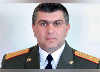 Ermənistanda general tutulub
