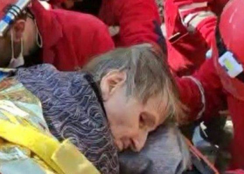 85 yaşlı qadın 153 saat sonra dağıntılar altından sağ çıxarıldı