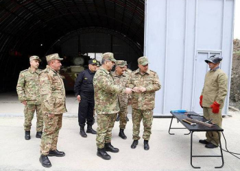 Zakir Həsənov azad edilmiş ərazilərdə: Yeni hərbi obyektlər istifadəyə verildi - Foto/Video