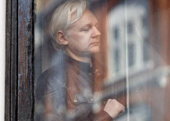 WikiLeaks-in qurucusu ABŞ-a ekstradisiyadan yayınmağa çalışır...