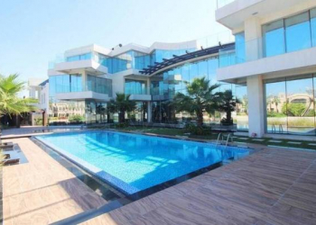 Bakıda ada qiymətinə villa satışa çıxarıldı - Foto