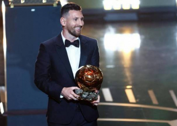 Lionel Messi 8-ci dəfə “Qızıl top”u qazanıb