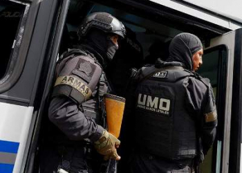 Ekvadorda teleaparıcılar canlı yayımda girov götürülüb - Polis jurnalistləri azad edə bilib