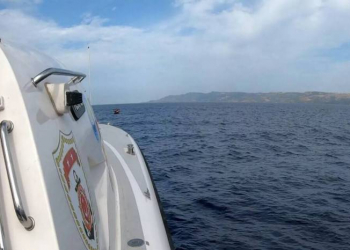 Türkiyə sahillərində miqrantları daşıyan qayıq batıb, 14 nəfər ölüb - Yenilənib