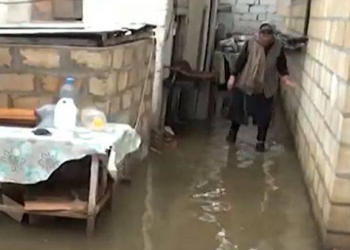 Güclü yağış Kürdəmirdə fəsadlara səbəb olub - Video