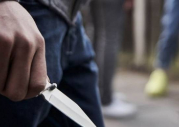 Paytaxtda dava: Gənc oğlana yeddi bıçaq zərbəsi vuruldu