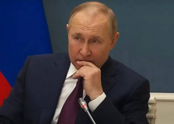 Piontkovski: Putinin hakimiyyət sistemi gözümüzün önündə dağılır - Video