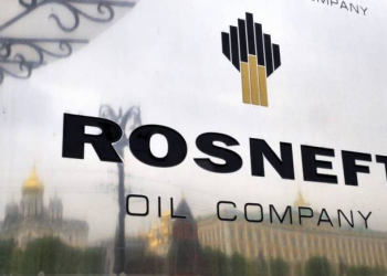 “Rosneft”in xalis mənfəəti 15 % azalıb