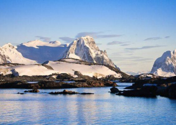 Alimlər Antarktidada buzlaqların əriməsinin gözlənilməz səbəbini müəyyənləşdirib