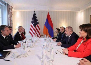 Münhendə ABŞ dövlət katibi ilə Ermənistanın baş naziri arasında görüş keçirilir